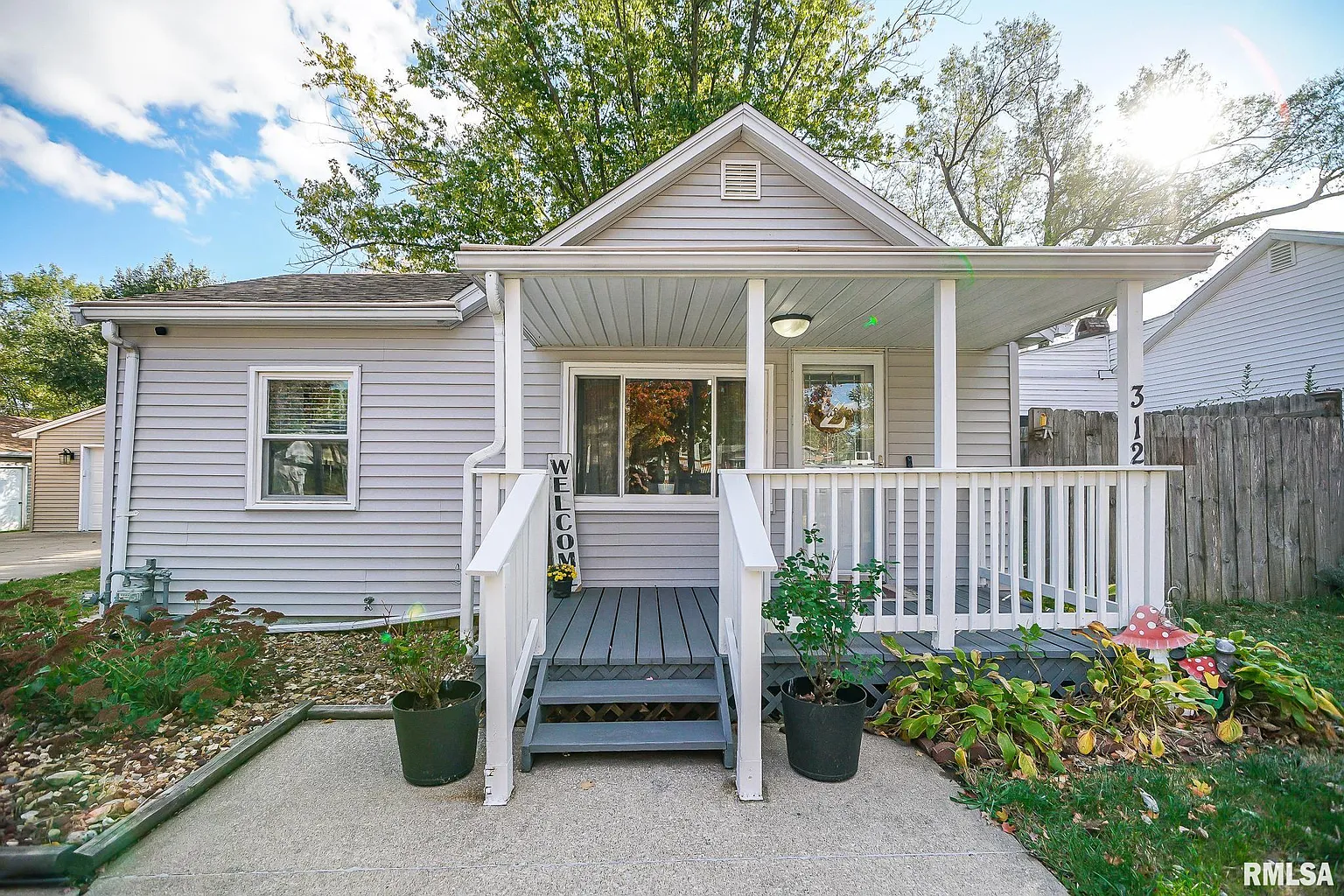 312 Carola St photo 1