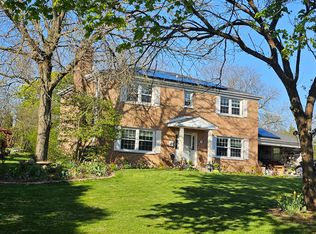 995 Cleveland Rd, Hinsdale, IL 60521