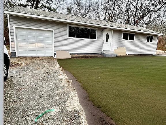 4th image of 3061 Patricia Court