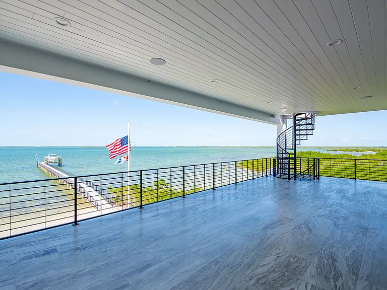 528 Bay Shore Dr — Photo 79