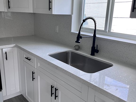 4th image of 1753 NW 19th Ter APT 4