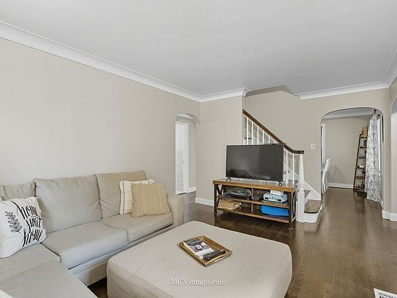 4th image of 3507 Elmwood Ave