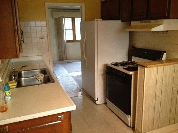 5th image of 15535 Rose Dr