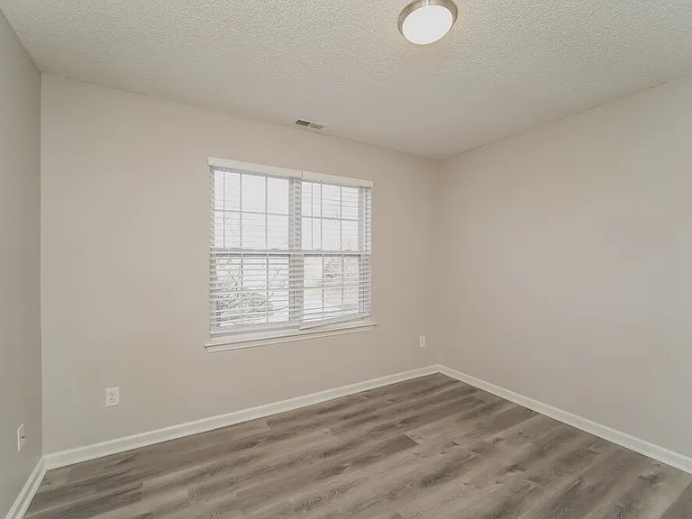 297 Patrick Ave SW — Photo 14