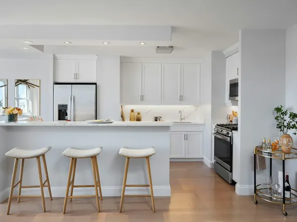 155 West 68th Street image 1 of 14