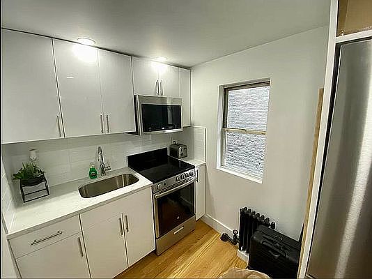 5th image of 182 Avenue A APT 3B