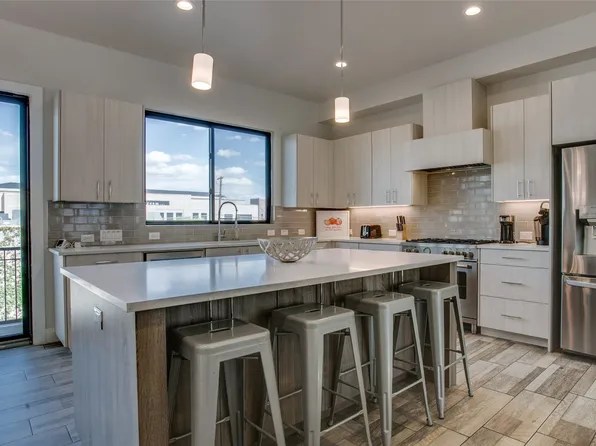 410 Melba St APT 2, Dallas, TX 75208