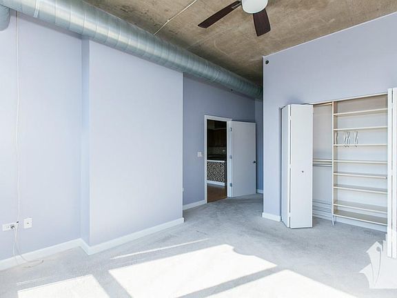 5th image of 1303 S Michigan Ave #1612