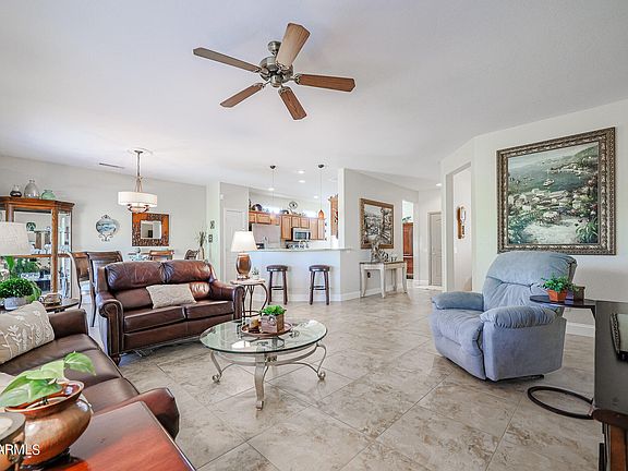 5th image of 18529 N SUMMERBREEZE Way