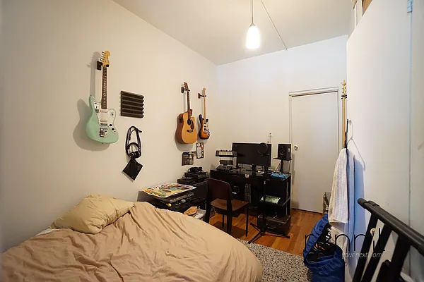 Rented by Rennit Inc. | media 12