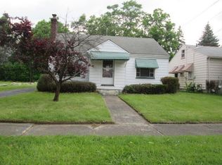 414 Whipple Ave, Campbell, OH