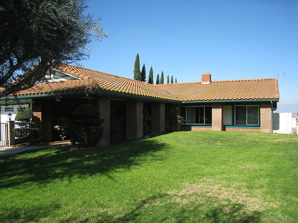 Front of houe