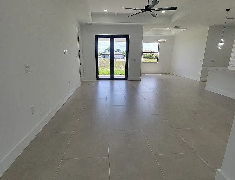 708 Godwid Ave S — Photo 3