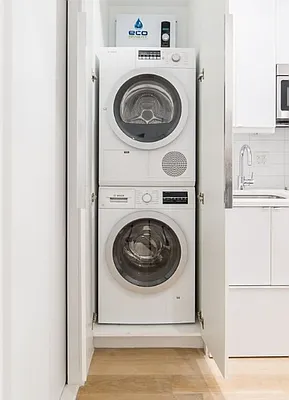 Rented by REAL New York | media 23