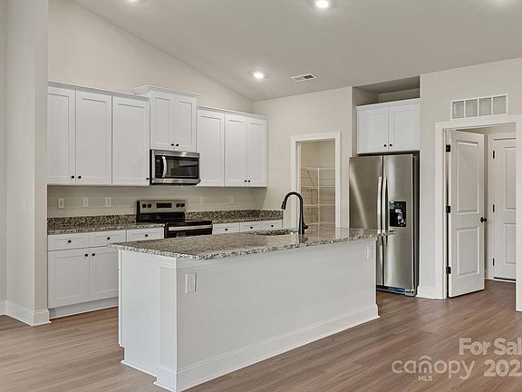 4th image of 7210 Jerimoth Dr