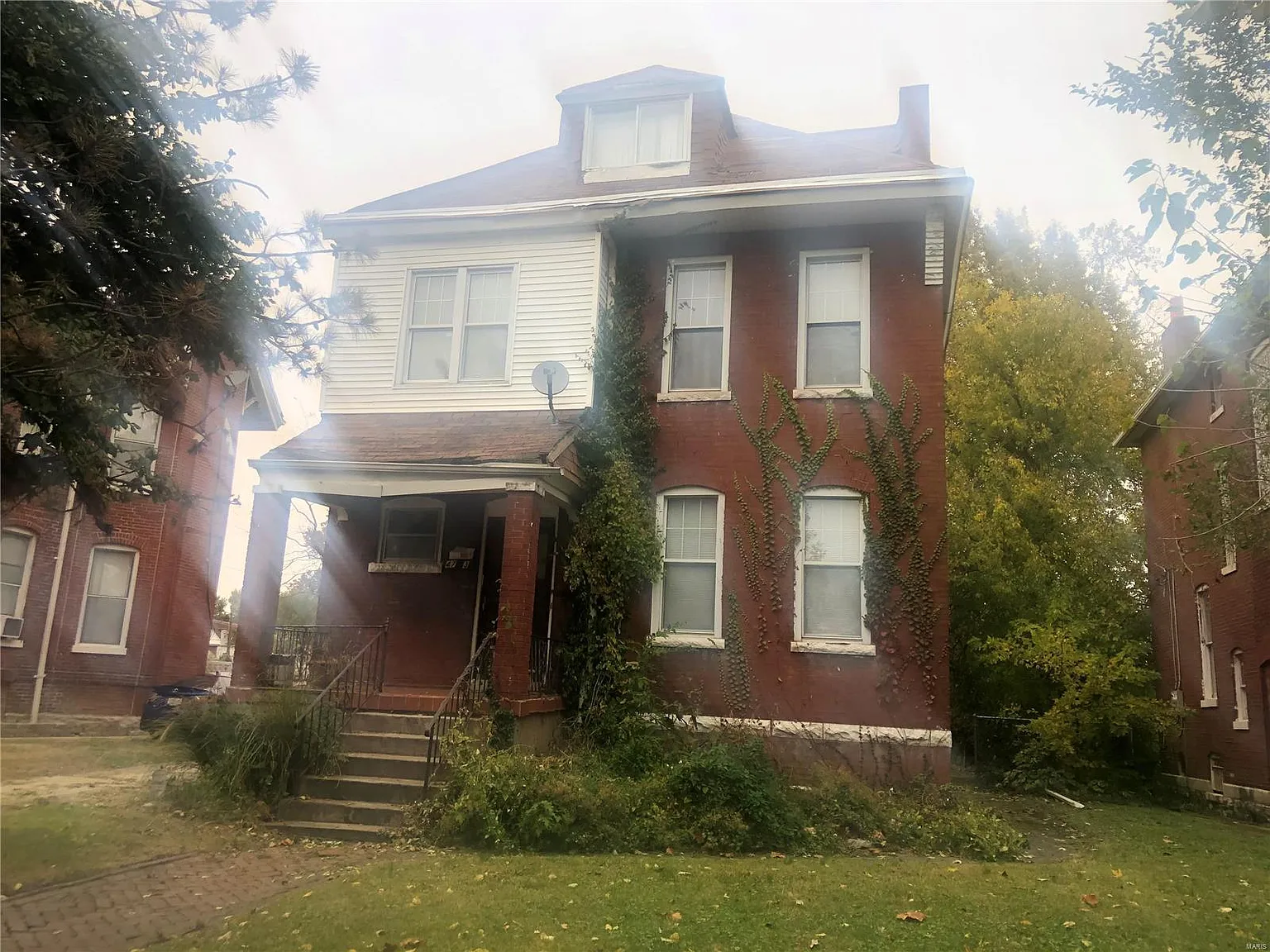 4733 Hammett Pl photo 1