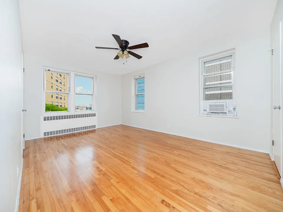 500 Kappock St #5C