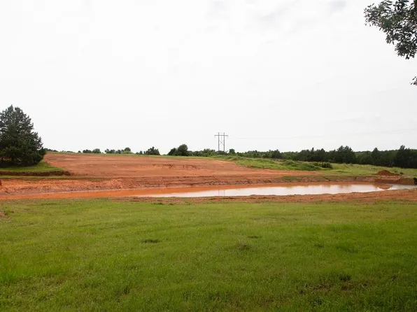 2 Charis Rd, Guthrie, OK 73044