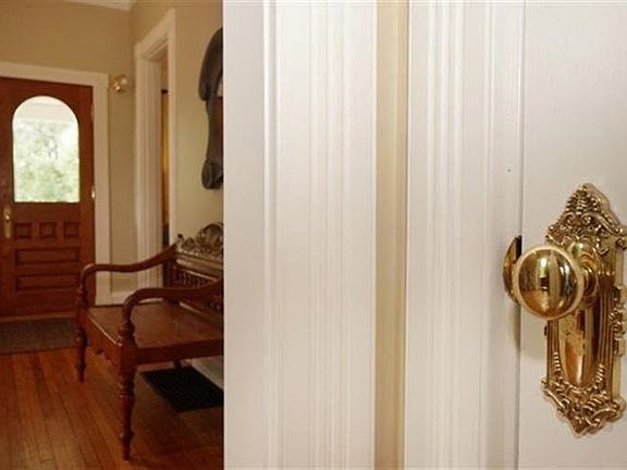 3rd image of 230 Wilmuth Ave