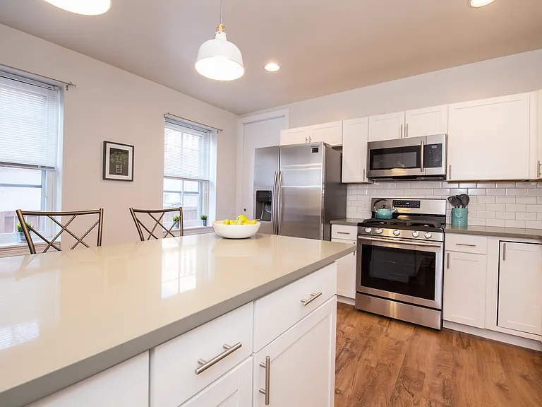 1935 Wallace St #1 — Photo 14
