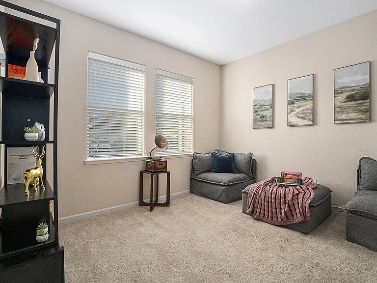 208 Littleton St — Photo 20