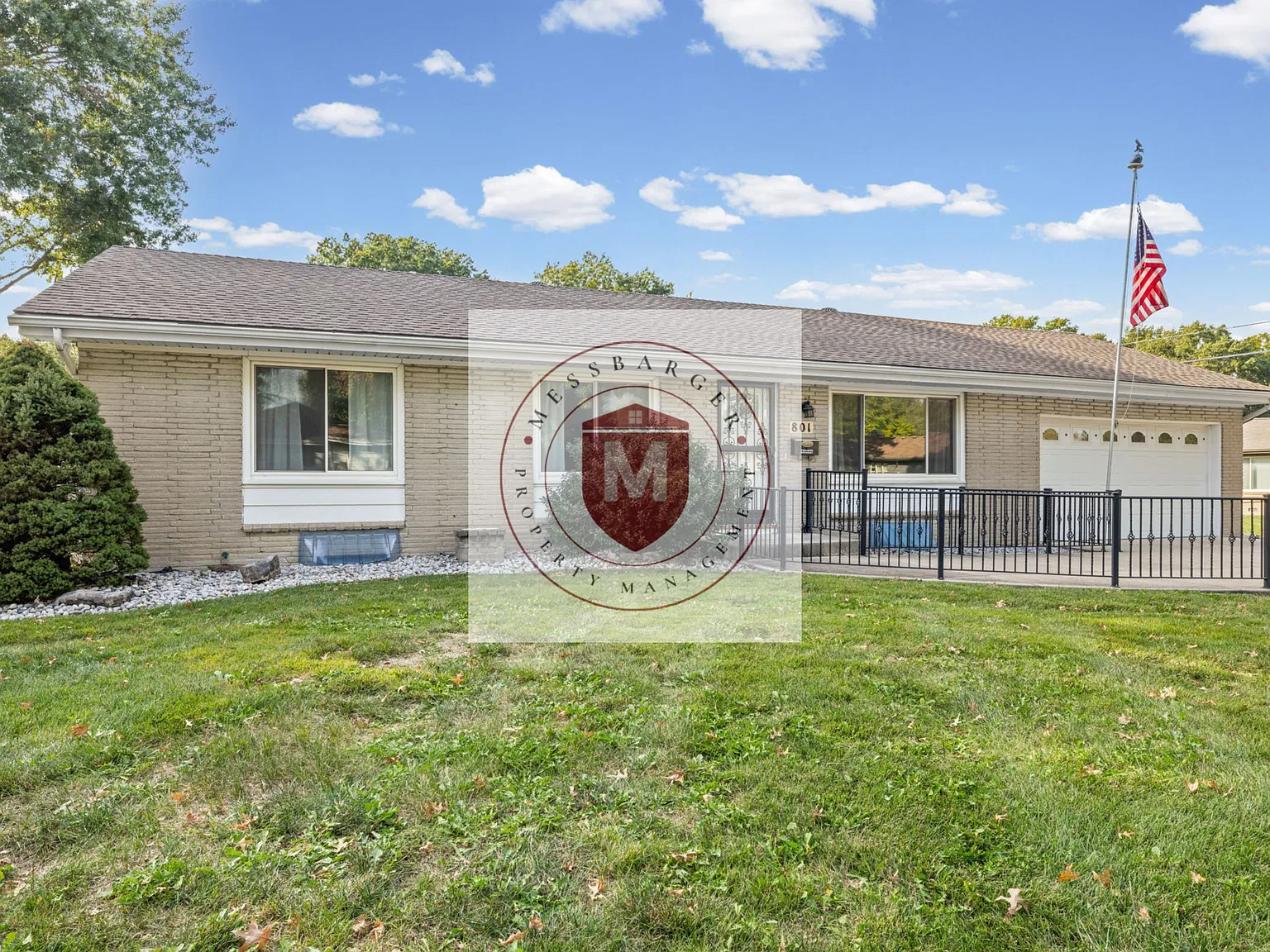 3 bed, 1.5 bath, $1,695 — Photo 2