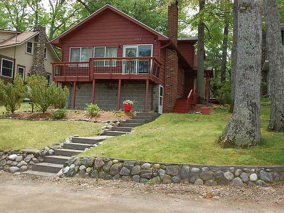 3rd image of 3909 Miller Dr