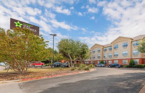Austin - Northwest - Research Park Photo 1