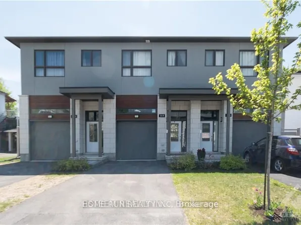 560 Mutual St, Ottawa, ON K1K 1C6