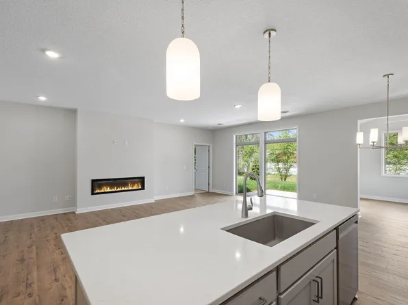 17725 Everest Ave, Lakeville, MN 55044