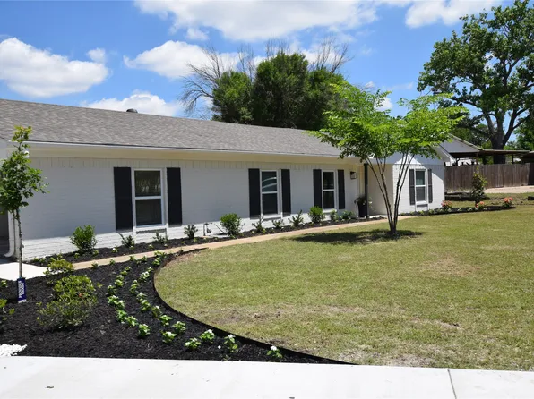 7921 Oak Pkwy, Burleson, TX 76028