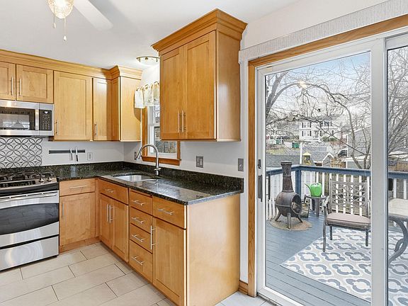 5th image of 14 Acton Street