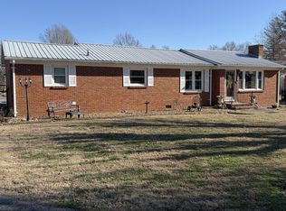 914 Faulkner Springs Rd, McMinnville, TN 37110