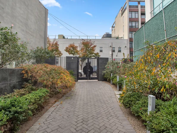 109 Gold Street image 13 of 23