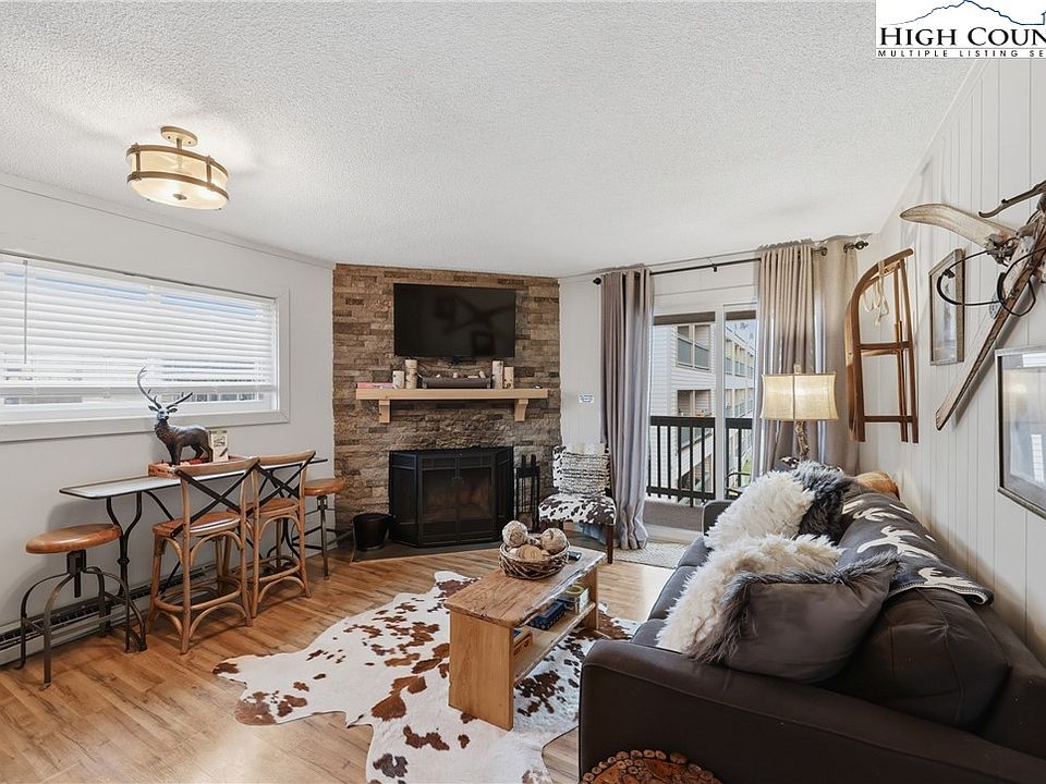 1st image of 301 Pinnacle Inn Road #3301