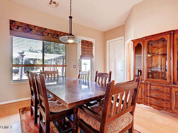 5th image of 11917 E Bellflower Dr