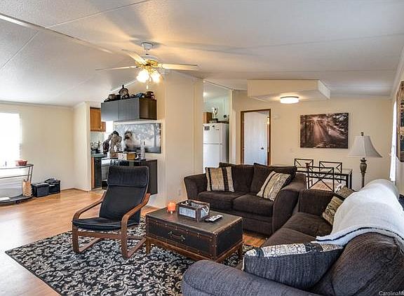 5th image of 149 Fair Wind Ln
