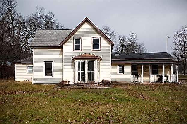 1st image of 4555 Leonard St
