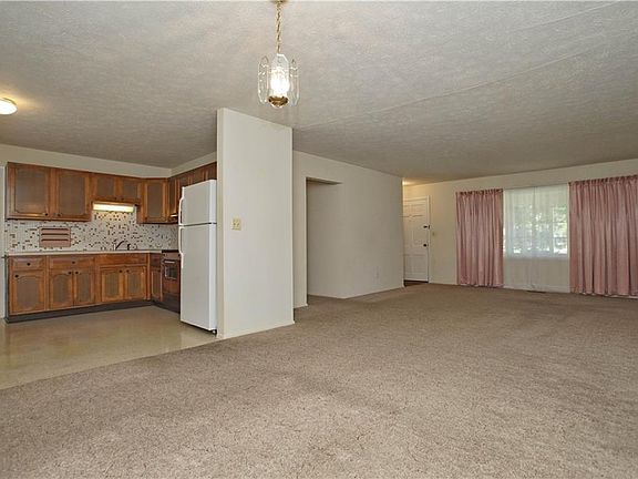 5th image of 6361 Cambridge Park Dr