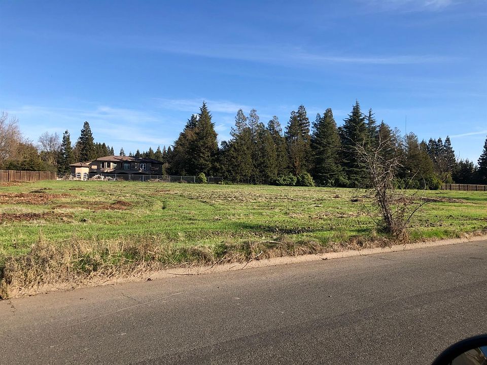1st image of 10510 La Loma Way