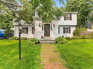 399 Cedar Brook Rd, Lynn, MA 01904