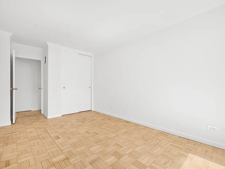 230 E 79th St #5A — Photo 11