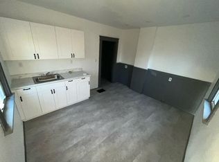 451 5th St REAR 1/2, Niagara Falls, NY 14301