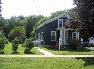 23 Lodi St, Forestville, NY 14062