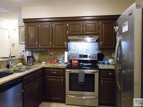 4th image of 6074 Camelot Dr