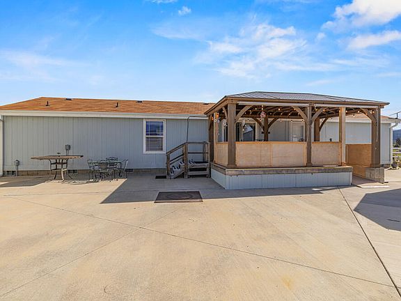 4th image of 32315 Modoc Point Rd