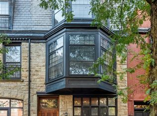 43 E Elm St, Chicago, IL 60611