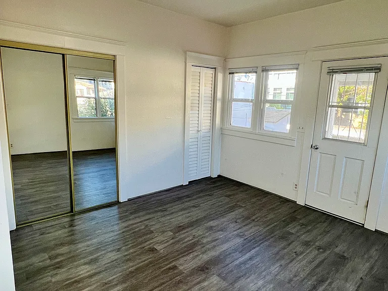 3964 1/2 Van Buren Pl #3964-1/2 — Photo 11