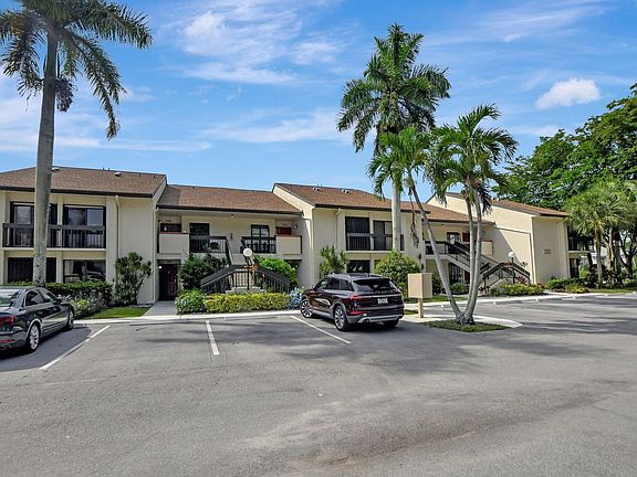 4th image of 5188 Oak Hill Lane #1113