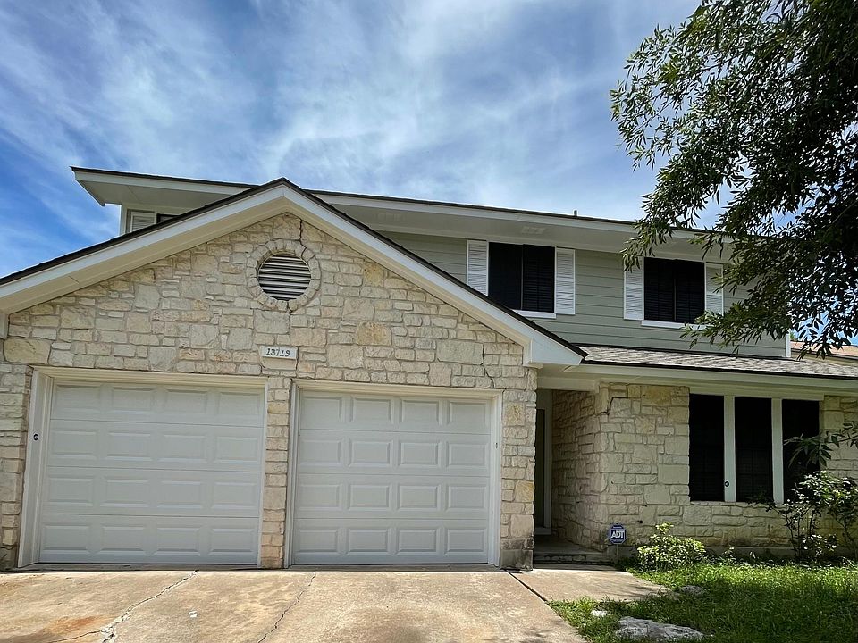 1st image of 13719 Cambourne Dr
